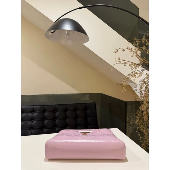 Chanel Women Pre-Loved Bag Very Good Condition - Picture 5 of 9